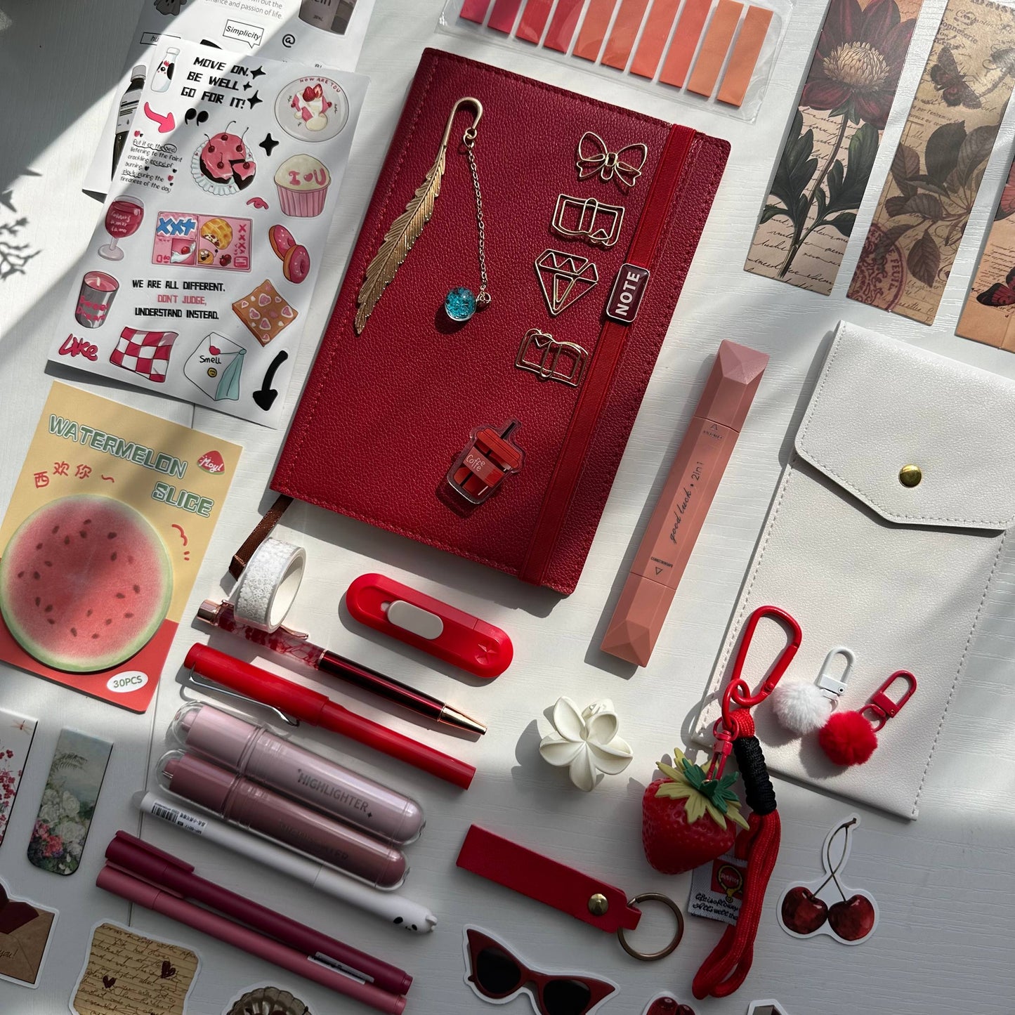 Red and White | Only one bundle