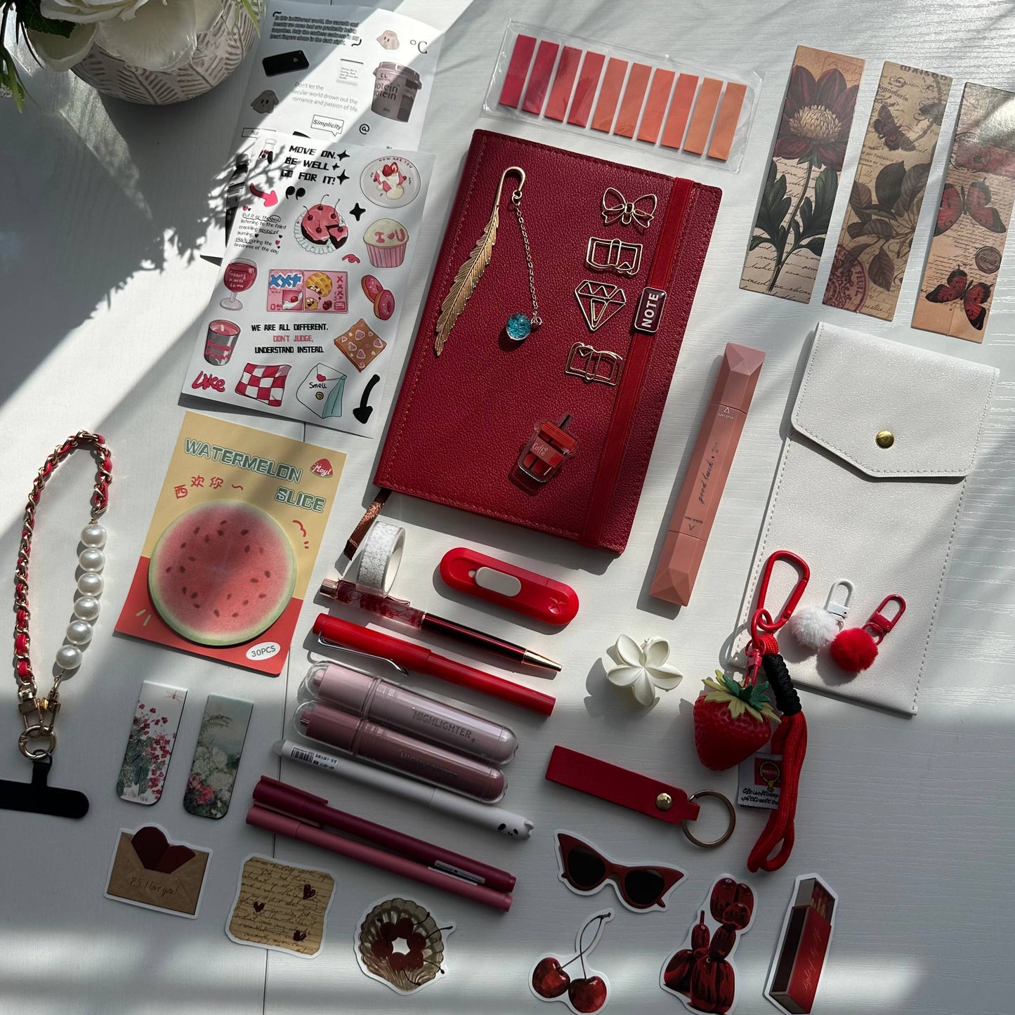 Red and White | Only one bundle