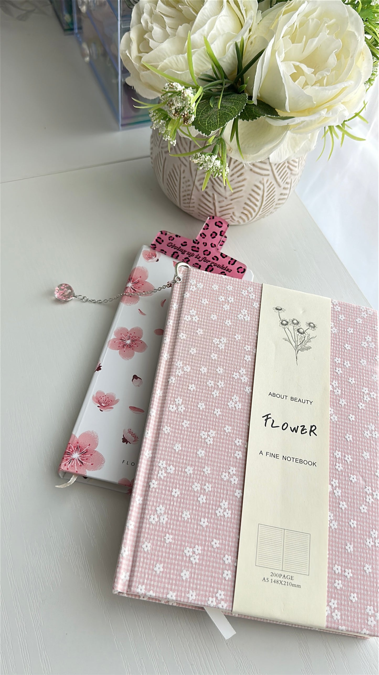 🌸 Pink Mystery Box Update!
When you choose the Pink Mystery Box, you can pick your notebook size:

📖 A5 hardcover journal (lined)
or
📒 B6 hardcover notebook (grid)

If you choose the B6 notebook, I’ll include an extra pen as a little bonus. 💕

Just leave your preference in the order notes when you check out.