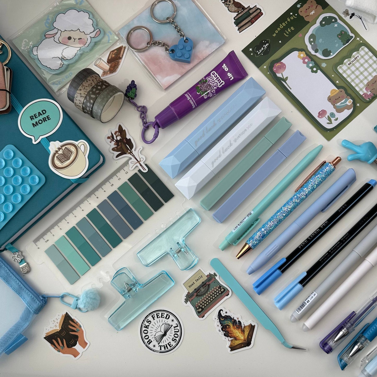 Turquoise Bundle 🩵💚 A5 Journal + More Than 25 Items/ ALL INCLUSIVE